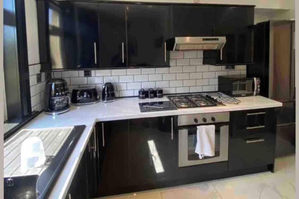 Lovely 2 Bedroom With Private Garden Edimburgo Esterno foto